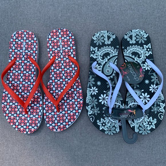 Womens 2 Pairs of Flip Flops - Old Navy & Chatties - Picture 2 of 6